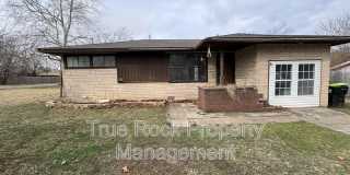 403 South Hillcrest Street Gallery 1