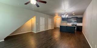 3 Bed 2.5 Bath 1 Car Garage Duplex In Moore * Reduced Rate!!! Gallery 8