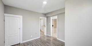 Cozy & Modern 1-Bed, 2-Bath Tiny Home – Renovated in Columbus! Gallery 6