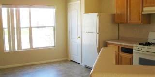 Single Story Three Bedroom Home in the Heart of Henderson Gallery 7
