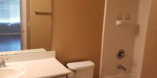 CONDO AVAILABLE NOW IN CONVENIENT CHANDLER LOCATION!!! Gallery 13