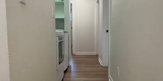 609 Pineland Road Gallery 21