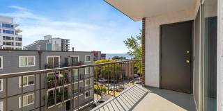 Residence 620 Gallery 61