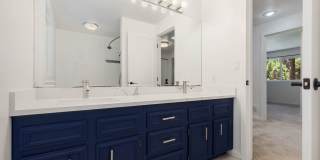 Woodinville Home with Spacious Layout & Updated Interior Gallery 24