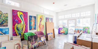 2138 MAGAZINE Street Gallery 2