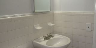 Charming 3 bedroom 2 bathroom Holly Hill Gallery 13