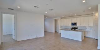 Beautiful 4 Bedroom 3 Bath Home in Mystic Gallery 5