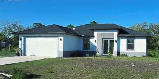 2022 Xelda Avenue N Gallery 1