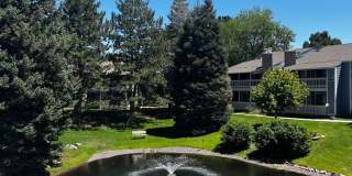 Well Maintained 2 bed 2 bath condo in Woodside Village! Gallery 15