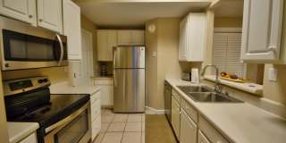 30 N Front Street Gallery 13