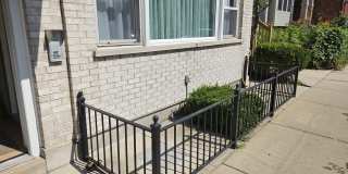 1140 West Barry Avenue Gallery 2