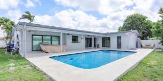 10950 NW 16th Court, Pembroke Pines, FL 33026 Gallery 1