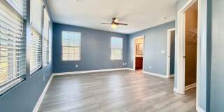 Updated 3BR Townhome | Community Pool, Gym, Pickleball, & Tennis Courts | Easy RTP Access Gallery 21