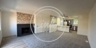Newly Renovated 3 Bedroom Townhome Gallery 1