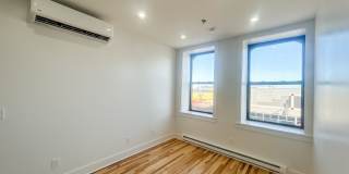 207 Bank Street Gallery 9