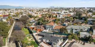 Designer Mid-City/Fairfax House + Studio | Dog Run & Private Orchard | 3-Car Parking Gallery 35