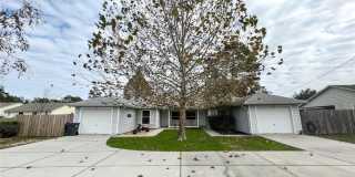 2131 N Pine Cone Avenue Gallery 1