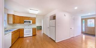 8508 SILVERDALE Road Gallery 23