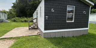 313 Belew Street Gallery 1