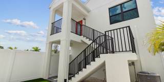 Swell by Soltura Gallery 21