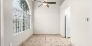 Townhome in Phoenix Gallery 11