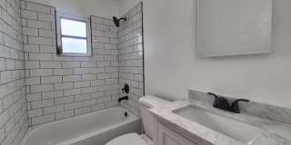 1726 W Chestnut St Apt A Gallery 16