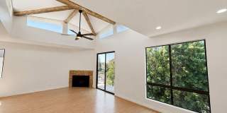 2175 S Beverly Glen Blvd Gallery 1