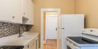 Carlyle Apartments Gallery 23
