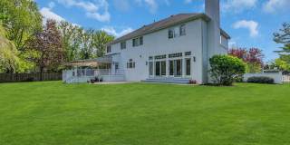 22 Meadow Lane Gallery 36
