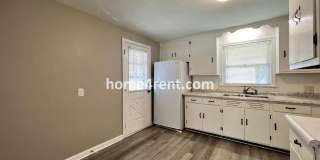 Cozy Ranch Style Home in KCMO w/ Wood Floors and a Fenced in Yard! Gallery 10