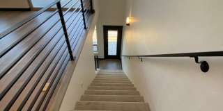 Close to Micron, 3 Bedroom 3 bath w/ a Million Dollar View! Gallery 35