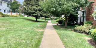 2713 S WALTER REED Drive Gallery 4
