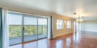 4550 Warwick Blvd Apt 703-04 Gallery 3
