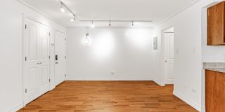 Cozy Studio in Cheesman Park, with Washer and Dryer in Unit Gallery 3
