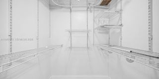 4020 N Hills Dr Gallery 18