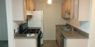 Expo 247 with 2 bed, 1 Bath, 800 SF with AC, and balcony Gallery 1