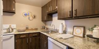 Fairfield Pointe Apartments Gallery 10