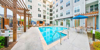 Overture Chapel Hill 55+ Active Adult Apartment Homes Gallery 21