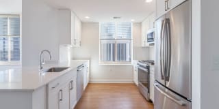 1800 Oak Apartments Gallery 41