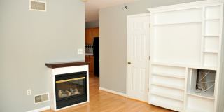 Charming End-Unit Townhouse in Mt. Airy Manor Community Gallery 5