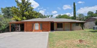 1102 Pecan St now available Gallery 1