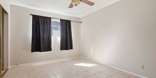 4561 Paseo El Rio Drive LAS VEGAS, NV 89121 Gallery 29