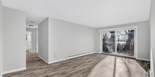 4 Colonial Road Gallery 4
