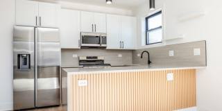 3216 W polk Street Gallery 3