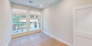 $1k Rebate w Rental!  Lux Apt w 2 baths & XL rooms in THEATER DISTRICT!  Laundry in Unit! Gallery 13