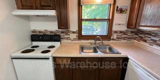 910 E Railroad Gallery 6