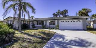 3041 N Oleander Avenue Gallery 1