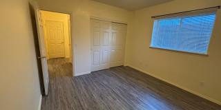 726-728 East Spokane Avenue Gallery 28