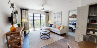 Eleven10 at Farmers Market Apartments Gallery 1