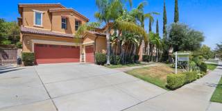 Available Now! Stunning 5/4.5 pool home located in the desirable North Fontana Coyote Canyon area. Available Now! Stunning 5/4.5 pool home located in the desirable North Fontana Coyote Canyon area. Gallery 1